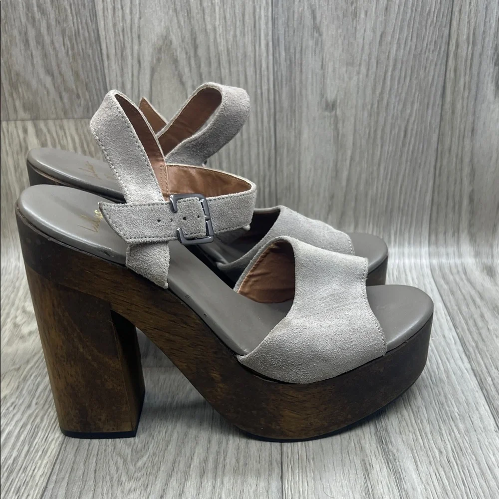 Lulu's Cream and Brown Platform Heels
